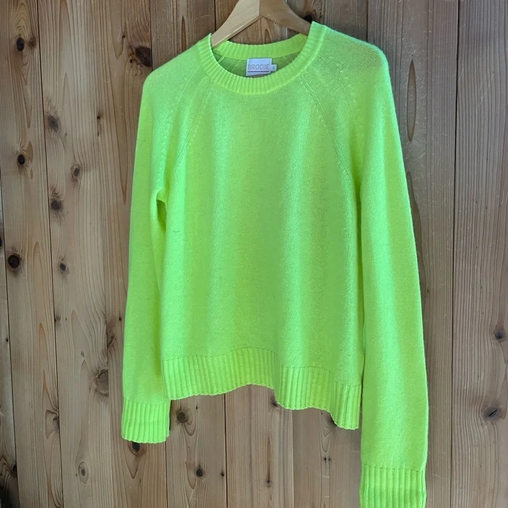 BRODIE Neon Yellow 100% Cashmere Pullover Sweater Jumper Women’s Size Medium